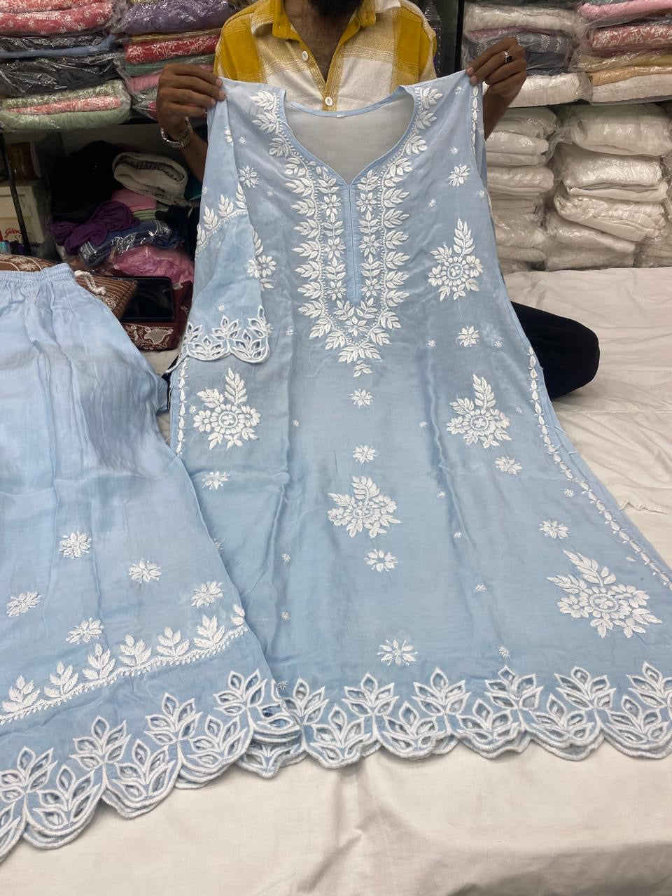 Cutwork set