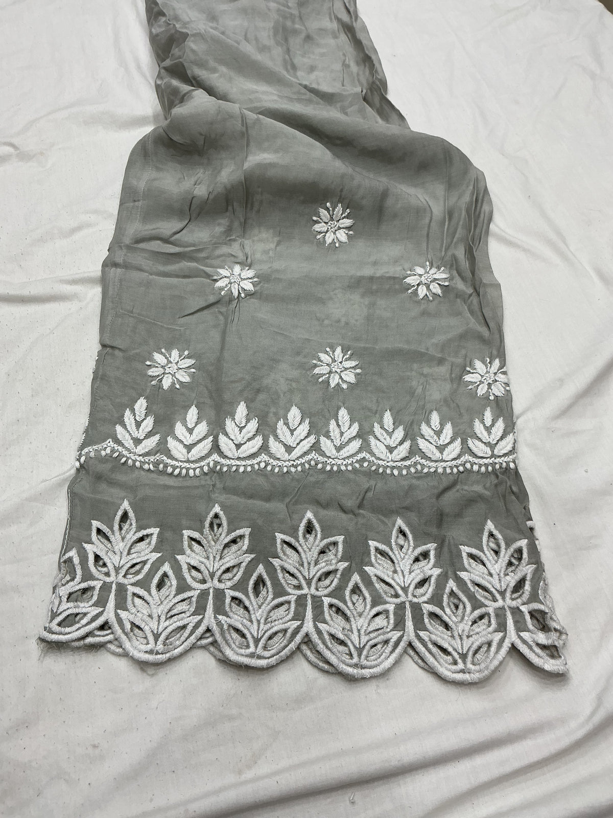 Cutwork set