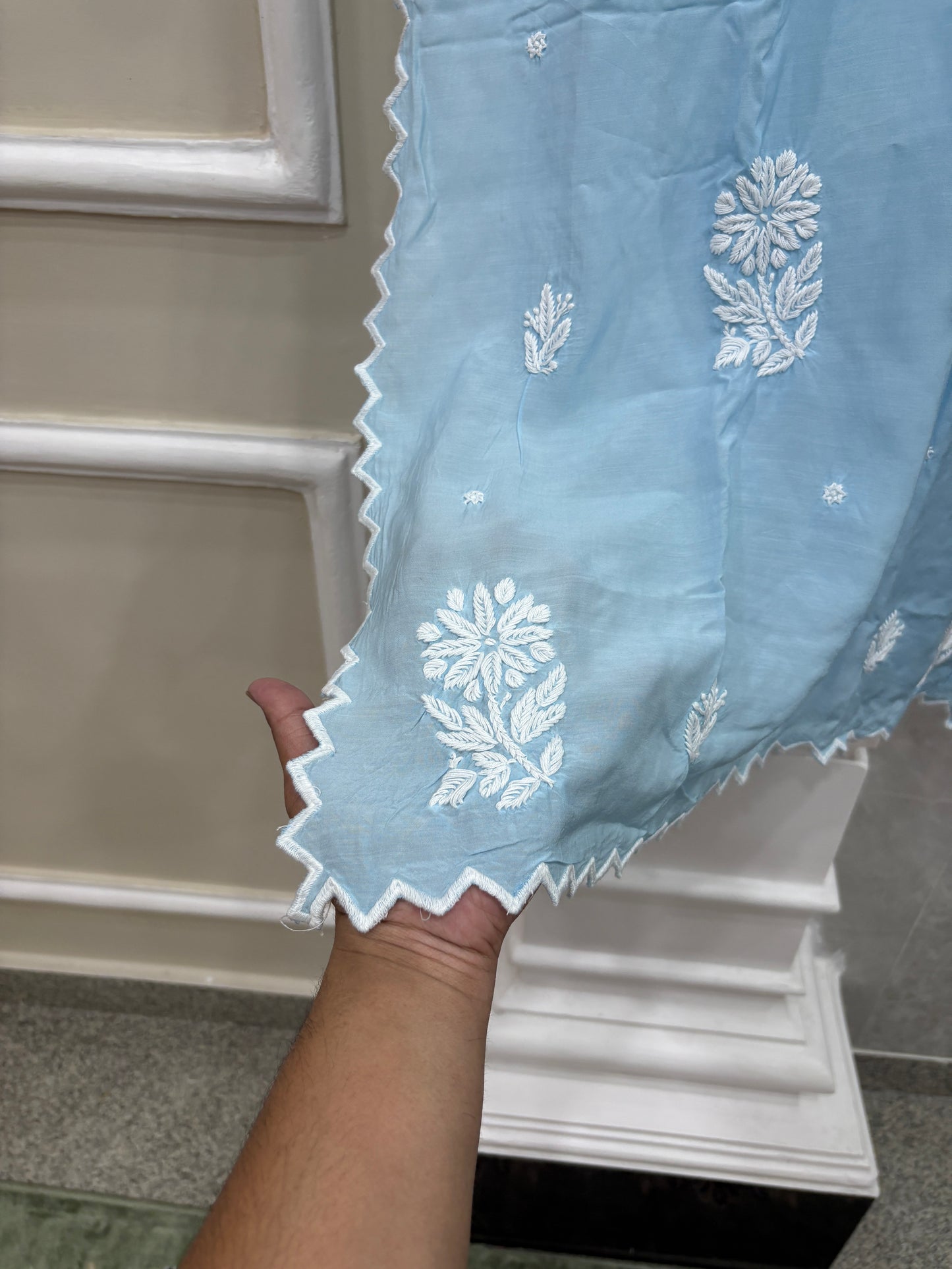 Cutwork set chikankari