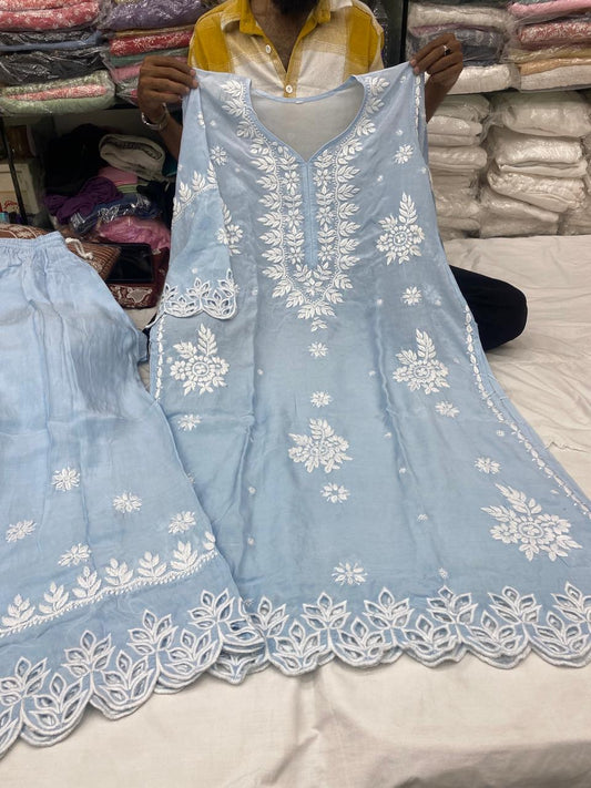 Cutwork set