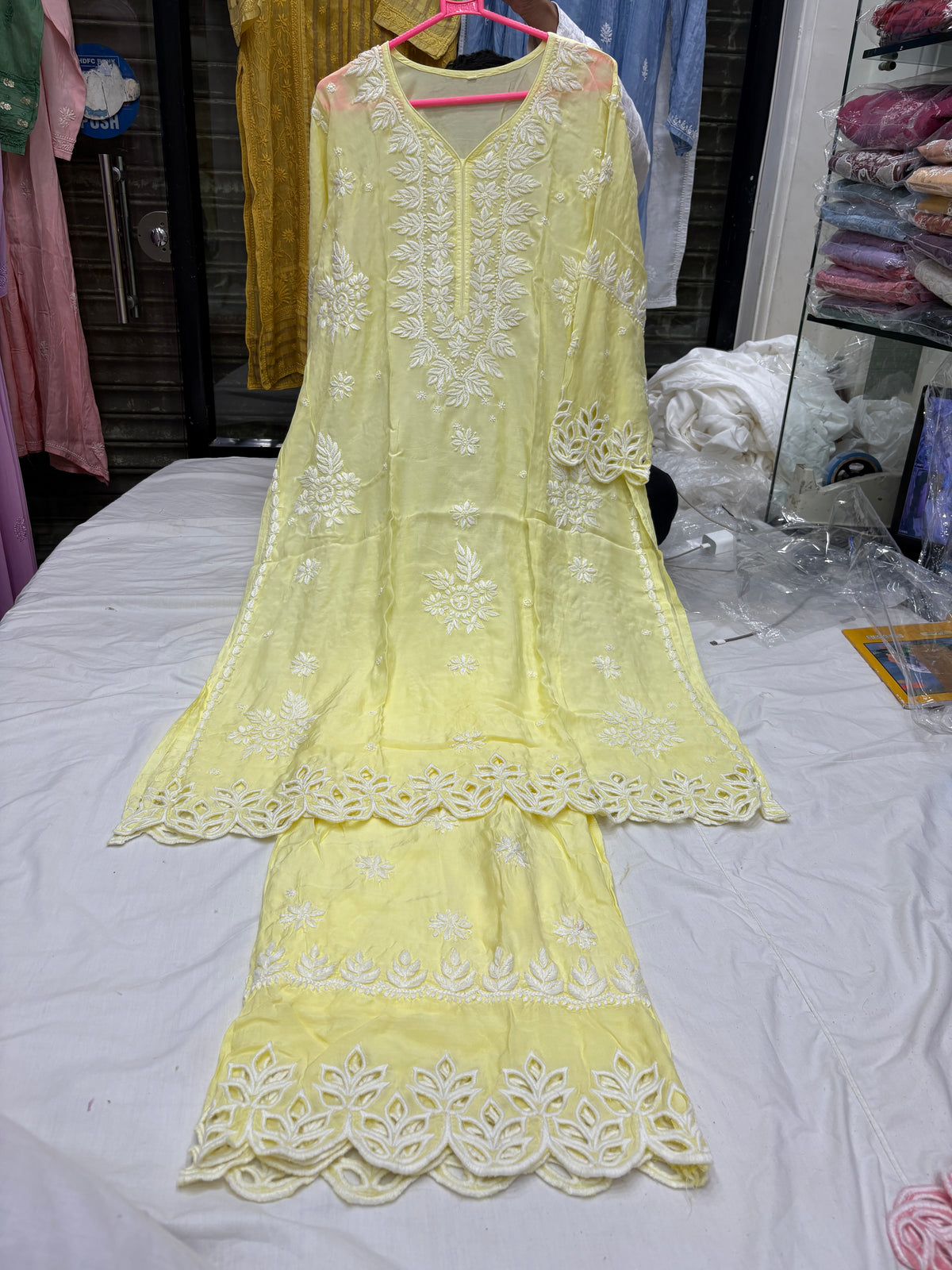 Cutwork set